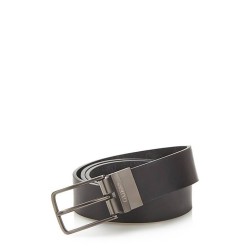 Cinturón cuero placa logo