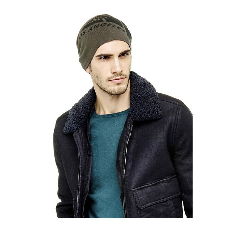 GORRO ESTAMPADO DE LOGOTIPO